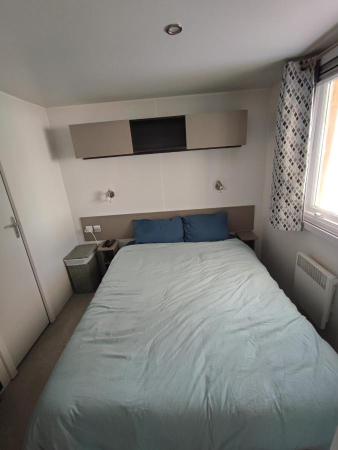 Mobilhome 741 Les Charmettes,3Ch,2Sdb,Lave Linge,Lave Vaisselle,Clim,2Wc لو ماثيز المظهر الخارجي الصورة
